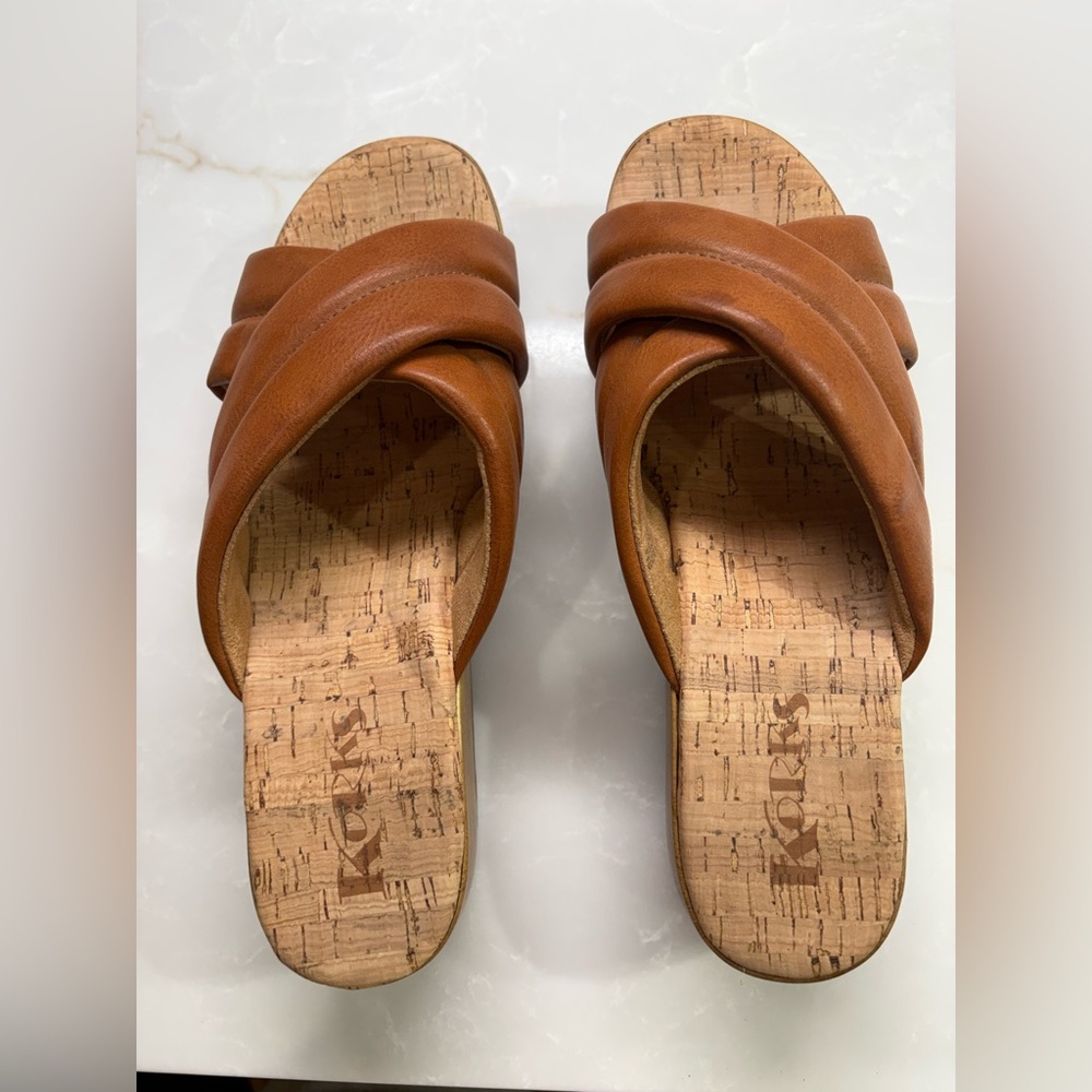KORKS Women's Brown Leather Platform Sandals.